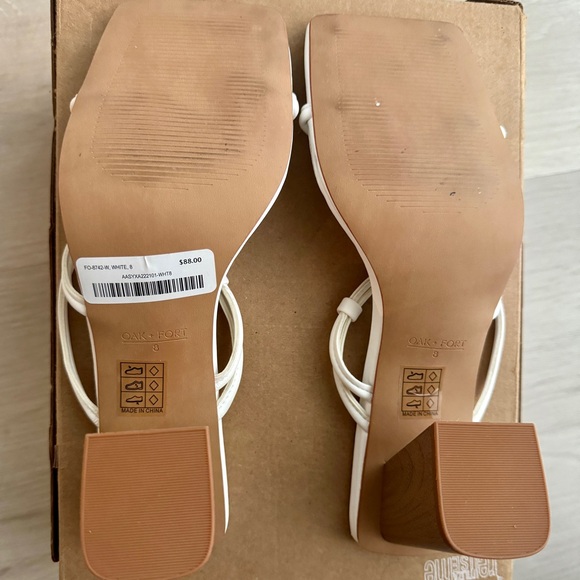 Oak & Fort white strappy sandals - Picture 6 of 7